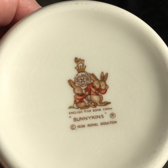 Bunnykins Fine Bone China Royal Dalton 3 piece set - Picture 6 of 15